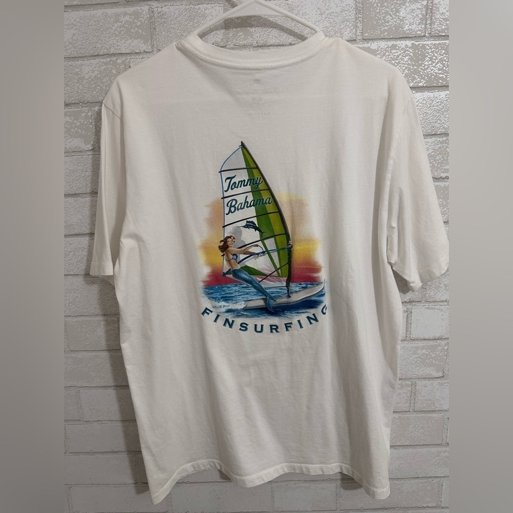 Tommy Bahama Men's White T-shirt with Sailing Graphic Size M #1917 - Picture 3 of 4
